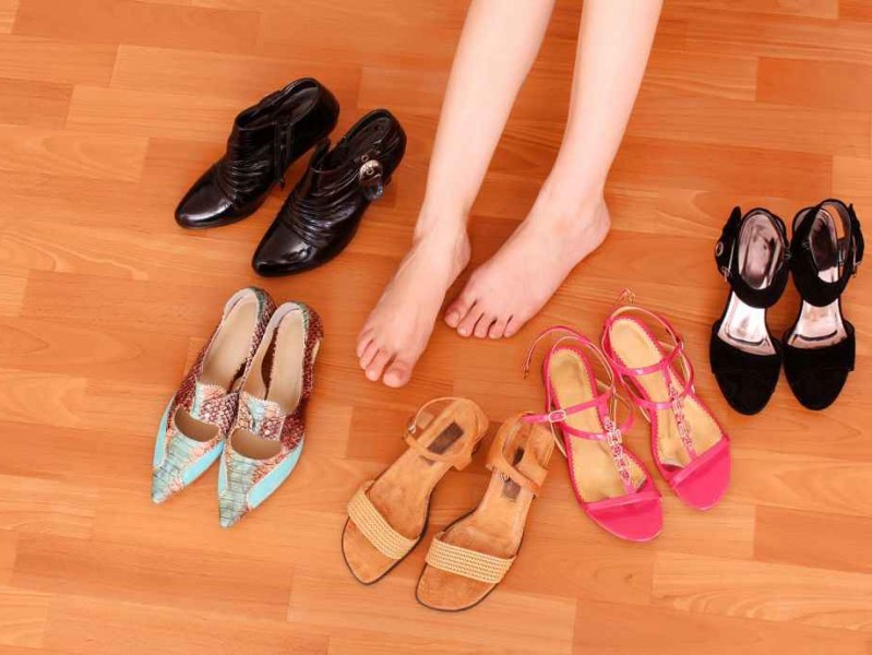 泰国暴走不累脚选鞋全指南 从街头到沙滩一双鞋真的够吗