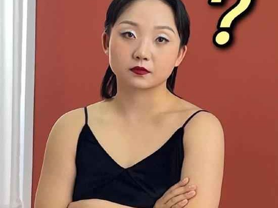 穿吊带里面穿什么 内搭秘诀让你轻松美翻夏