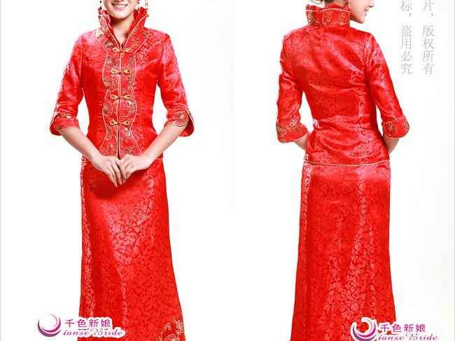 今年过年穿点“红”！一件中式红衣，让你从年头靓到年尾