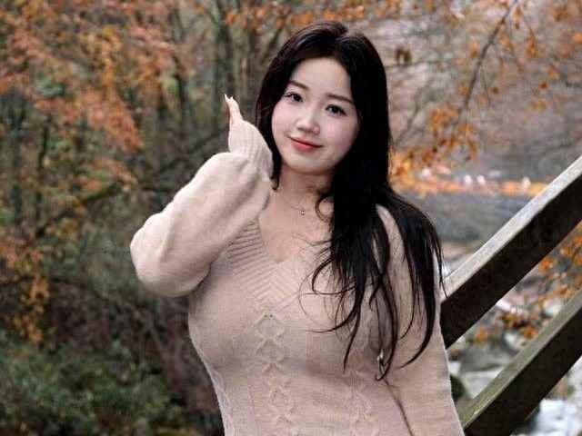 微胖女生穿衣搭配秘籍：有肉也能穿出女神范