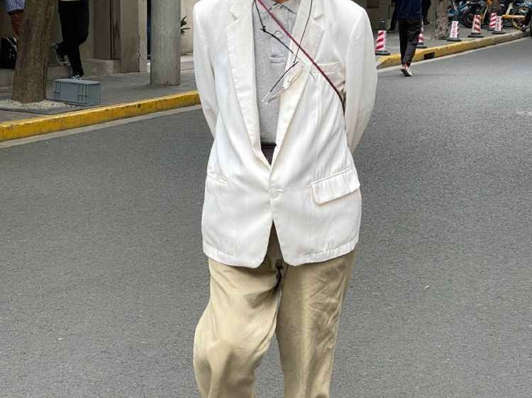 男士戴帽子穿衣搭配