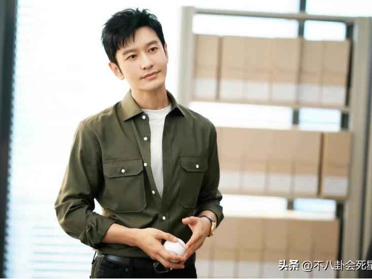 胯宽男生穿搭避雷指南：9位头大肩窄男星真实身材揭秘