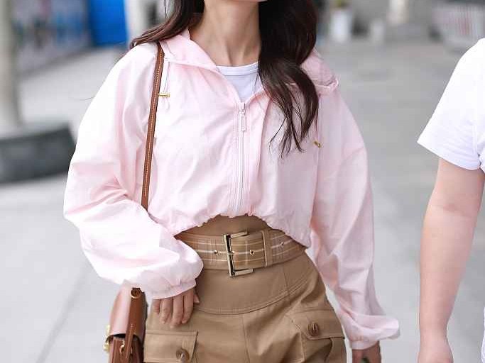 广州穿衣攻略：靓仔靓女必备穿搭宝典