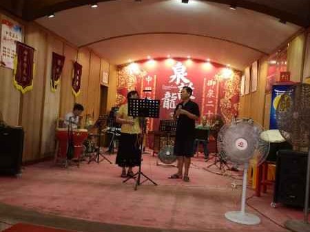 揭秘档口生意经：从街头小摊到批发市场的财富密码