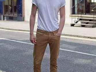 男生穿搭宝典：挑对裤子帅气翻倍