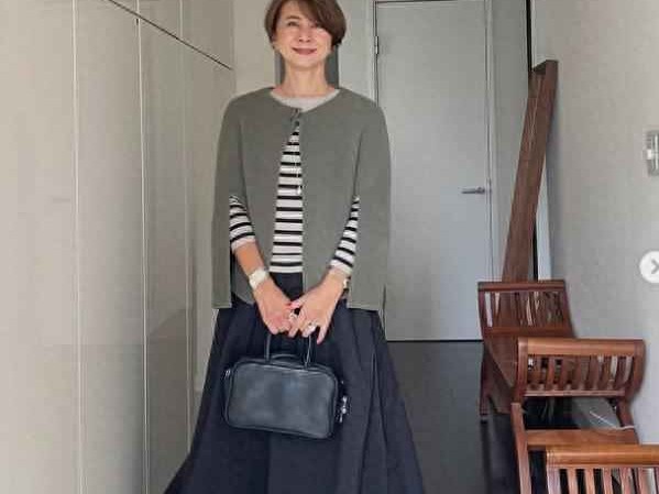 日本女生穿衣搭配原则 才发现日本主妇穿衣口诀：穿简不穿繁，少穿亮色，简单大方又耐看