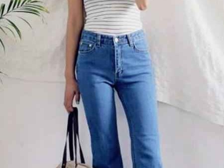 喇叭裤配上衣全攻略 穿对比例风格一秒拿捏