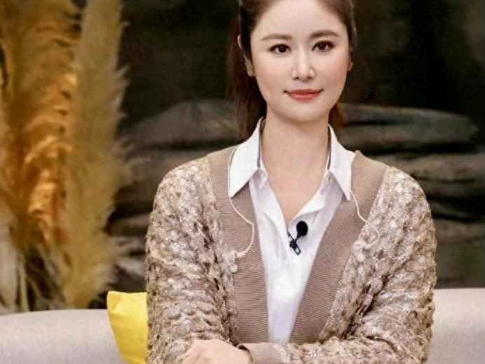 上胖下瘦穿衣搭配攻略：林心如的增肥时尚蜕变