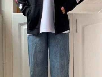 牛仔穿搭不撞衫 这条神裤让你美出新高度