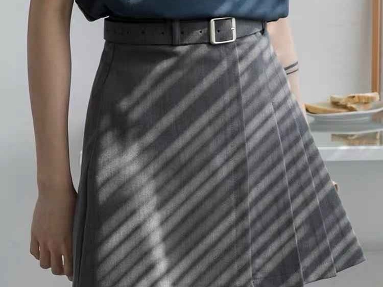 A字长裙配啥上衣 看这一篇就够啦