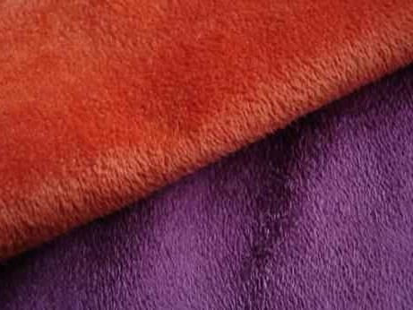 冬日里那抹温柔软糯的秘密 带你认清各种绒面料